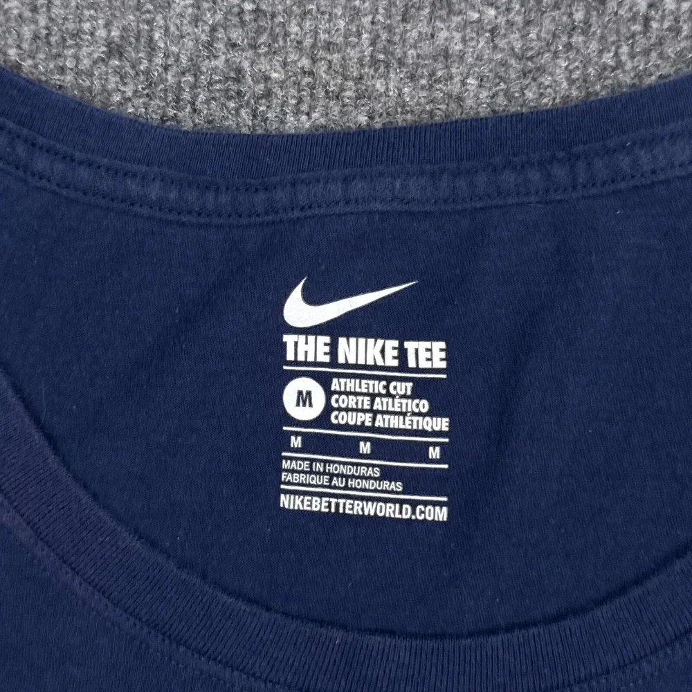 Nike Tee Shirt Top Womens Size Medium Navy Blue Athletic Cut Big Logo Athleisure
